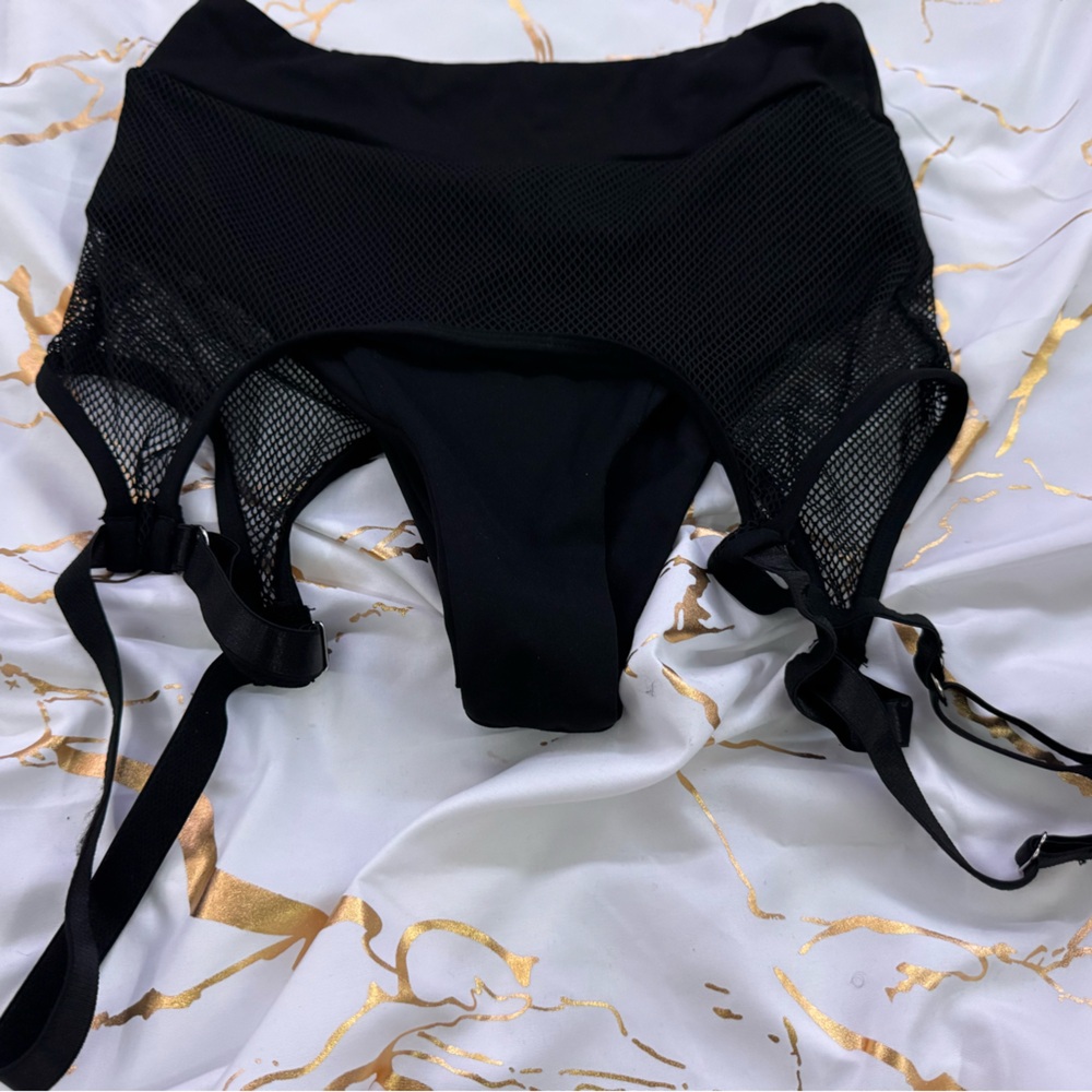 Chic Black Mesh Garter Belt